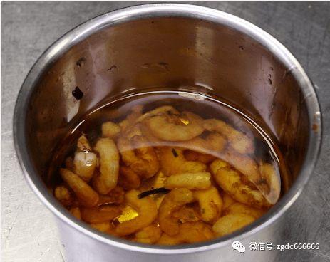 熬葱油视频,香气四溢，美味加分的小技巧