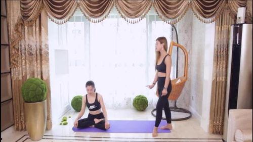 产后瑜伽动作视频教程,重塑身形，恢复活力